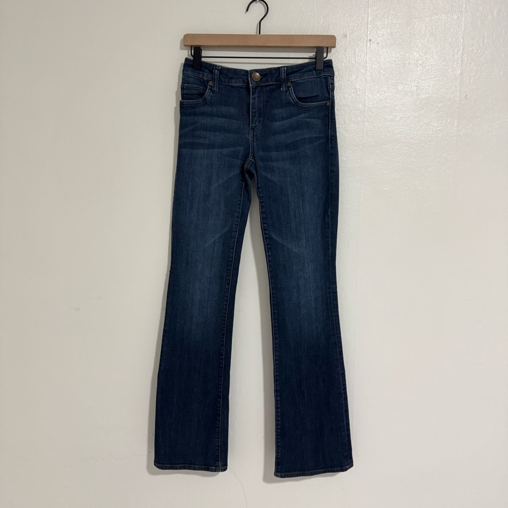 Kut from the Kloth Karen Baby Bootcut Size 2 Jeans